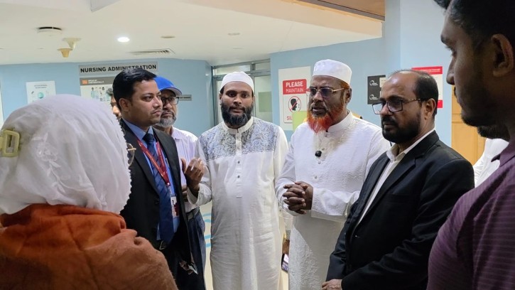 অসুস্থ কবি আল-মুজাহিদীকে দেখতে হাসপাতালে মিয়া গোলাম পরওয়ার